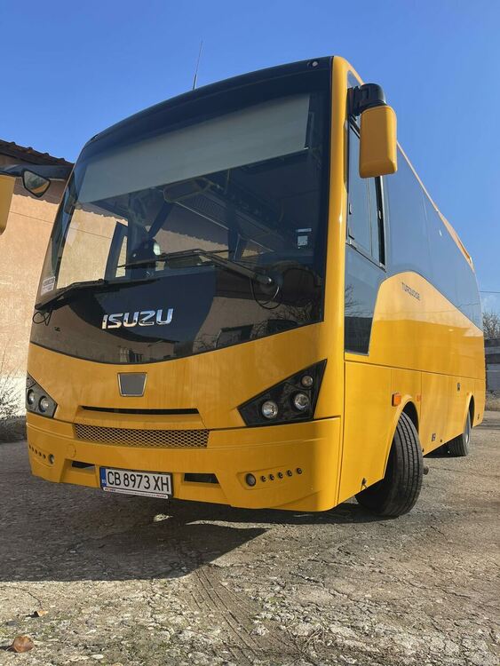 Нов училищен автобус за учениците от малките населени места