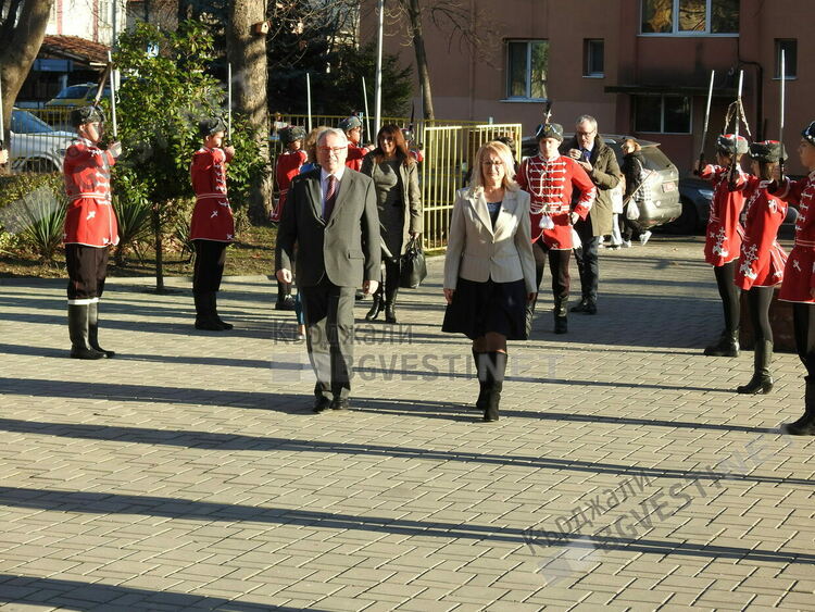 Кърджалиец стана Рицар на Ордена на академичните палми на Франция