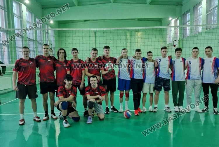 Надпреварите по НП „Заедно в изкуствата и спорта“допринесоха за прекрасни емоции между учениците в навечерието на празниците