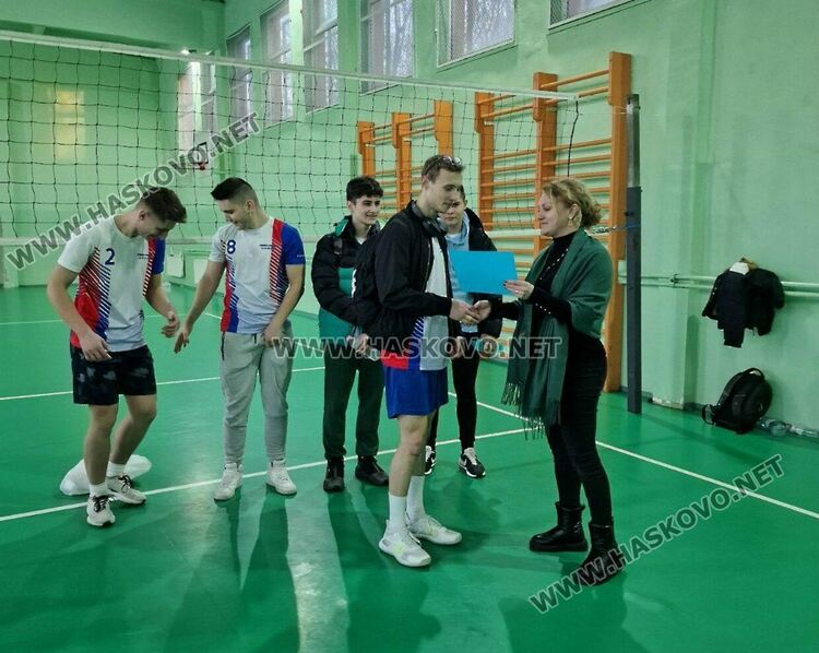 Надпреварите по НП „Заедно в изкуствата и спорта“допринесоха за прекрасни емоции между учениците в навечерието на празниците