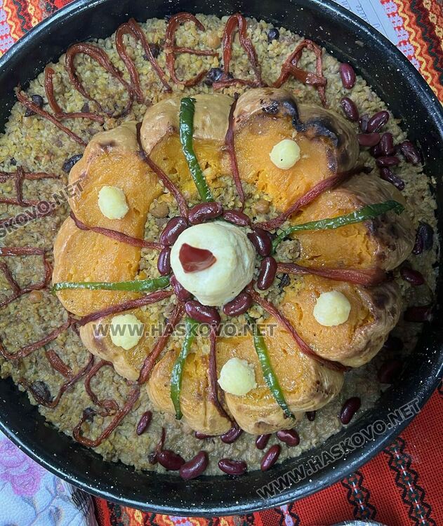 Как се готви гозба от пясък и чакъл? Бисери от остроумието на бабите от хасковския край