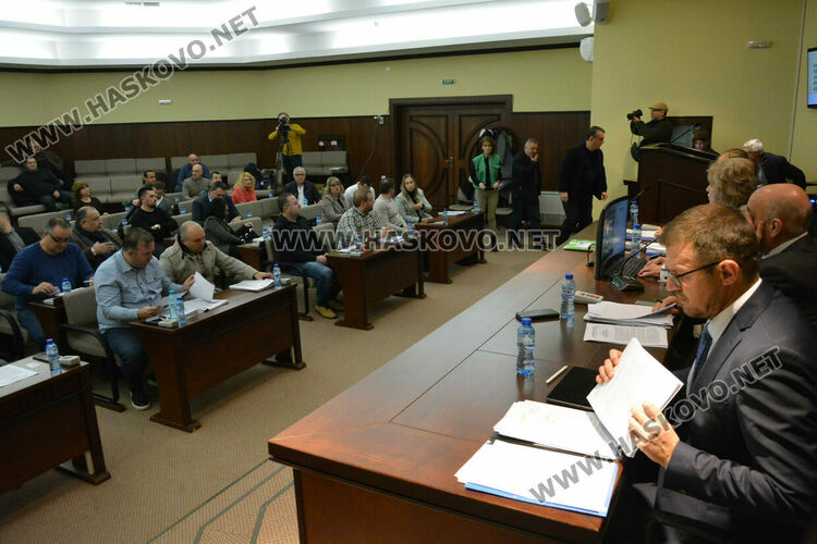 Общината се отказа от иска към ББР, остават всички 10 блока за саниране по националната програма