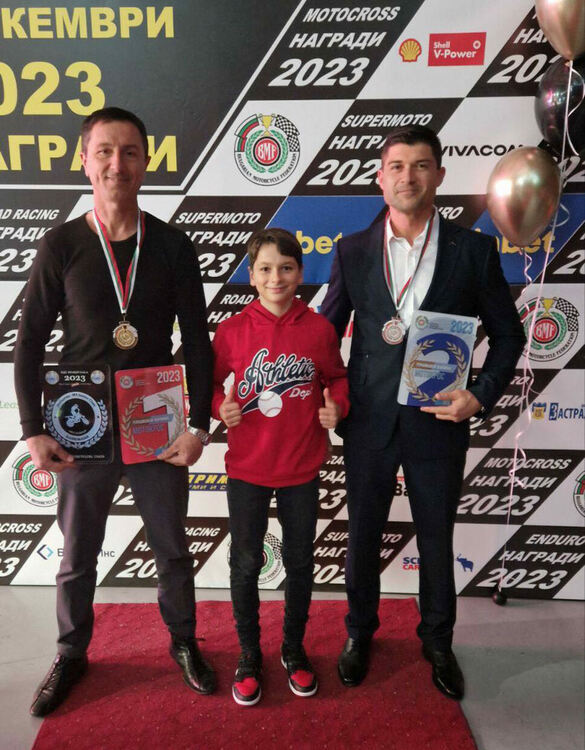 Кадир Масар, младата надежда на мотокроса Теоман Масар и Панчо Панев