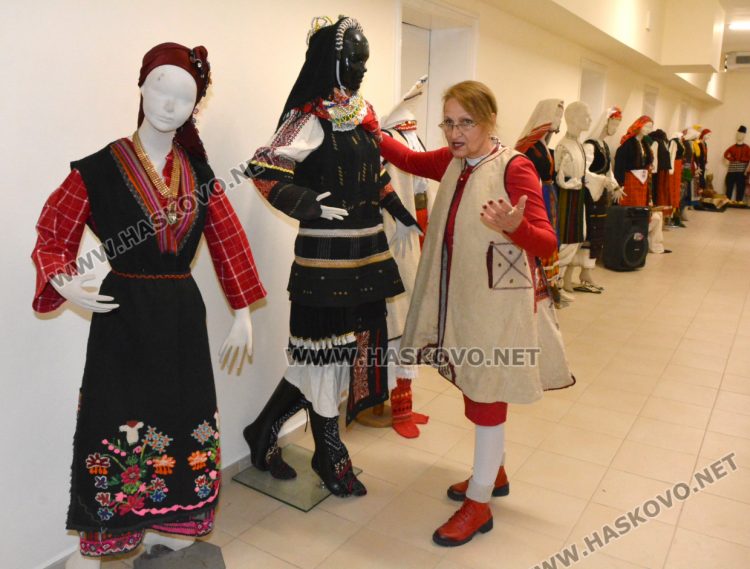 На гости на Коледа при Златка Господинова