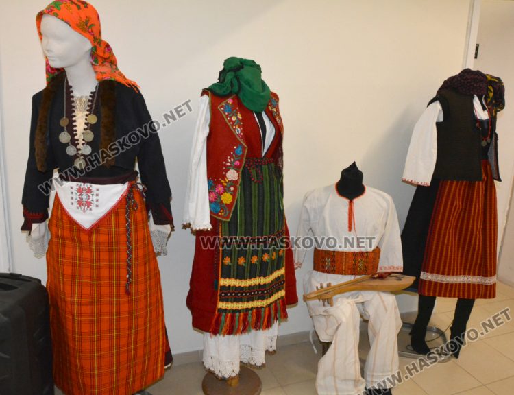 На гости на Коледа при Златка Господинова