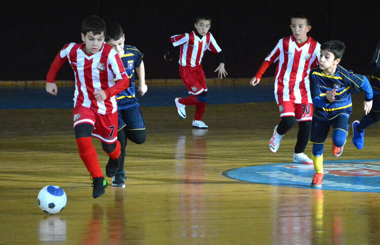 Скаути на елитни клубове гледат футболни таланти на Haskovo Cup