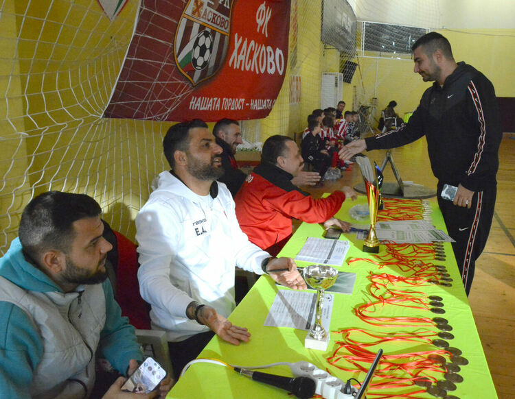 Скаути на елитни клубове гледат футболни таланти на Haskovo Cup