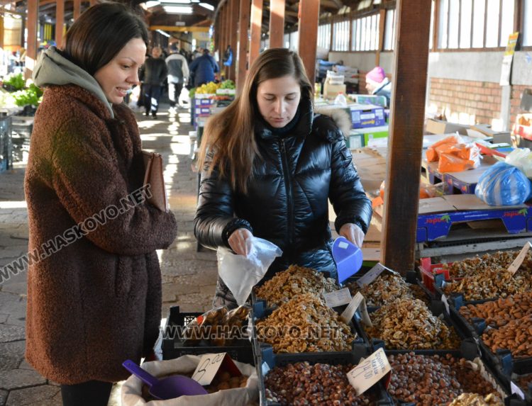 Пазар преди Коледа