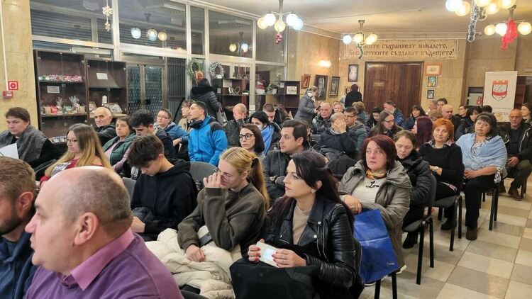 Музикална школа "Станимака" отбеляза 10-годишен юбилей