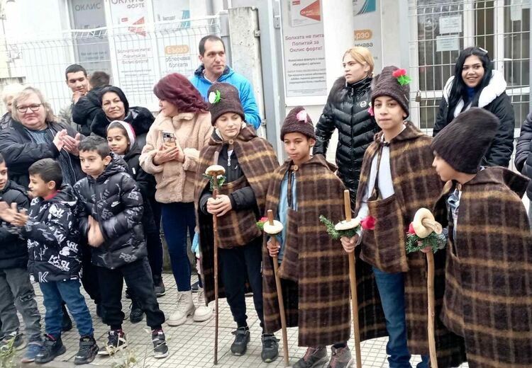 Коледен базар зарадва жителите на Боянци