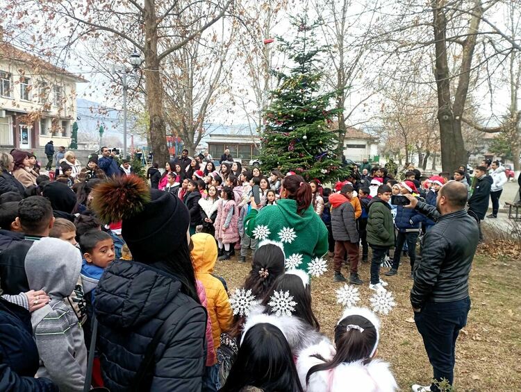 Коледен базар зарадва жителите на Боянци