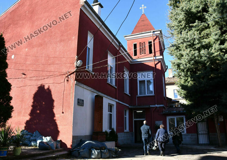 Арменците в Хасково отбелязаха храмовия празник на църквата “Сурп Степанос”
