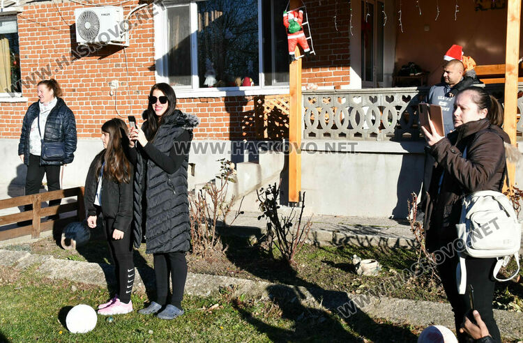 Кметът на Узунджово поведе коледарската дружина с наричания за здраве и берекет в домовете