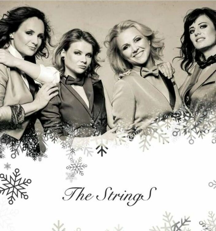  Квартет „Стрингс“, повдигнаха градуса на настроението със своите изпълнения