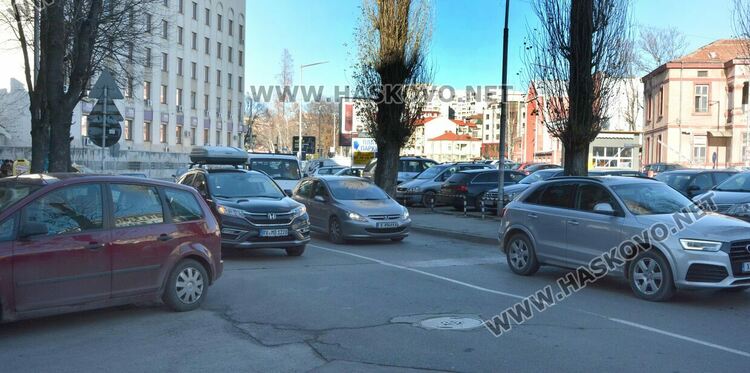Следпразнични задръствания в Хасково