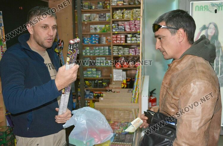1000 лева за заря в кутия броят клиенти в Хасково