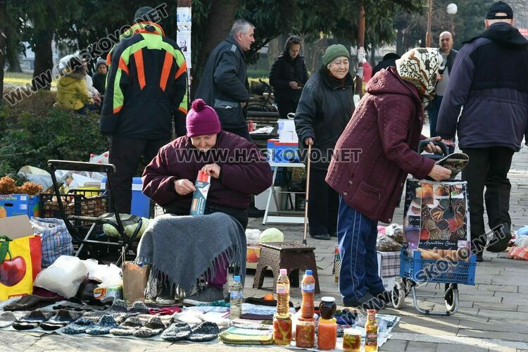 Последно зареждане за новогодишната трапеза
