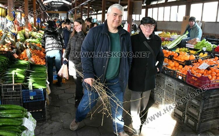 Последно зареждане за новогодишната трапеза