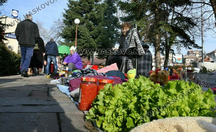 Последно зареждане за новогодишната трапеза
