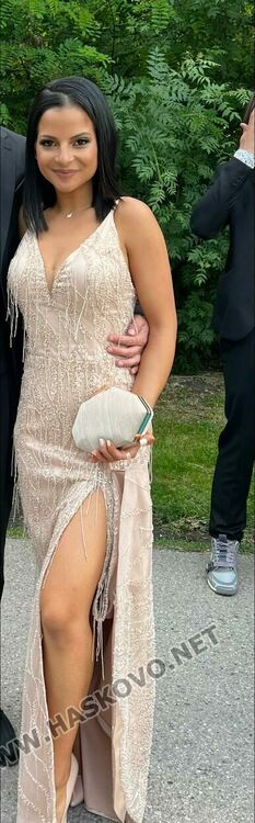 Автомивка без надник днес, дарява за Рени