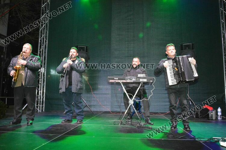 Честита Нова 2024 година!