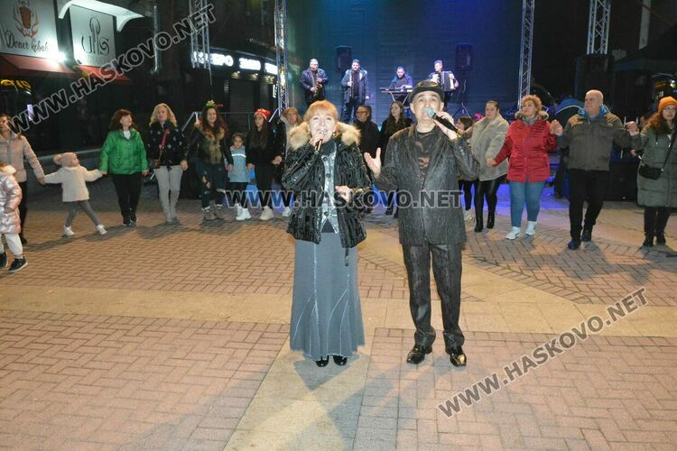 Честита Нова 2024 година!