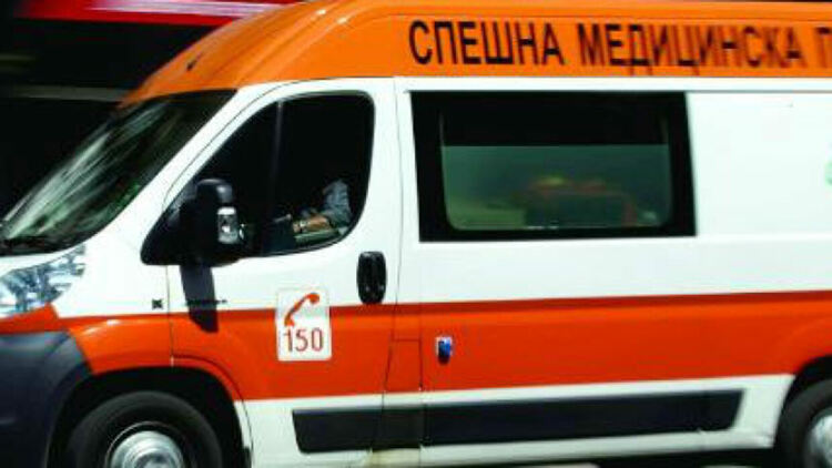 Възрастна жена беше блъсната на пешеходна пътека в Смолян