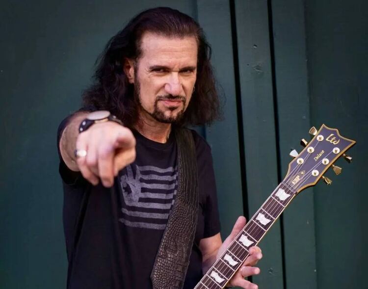 Bruce Kulick напуска Grand Funk Railroad