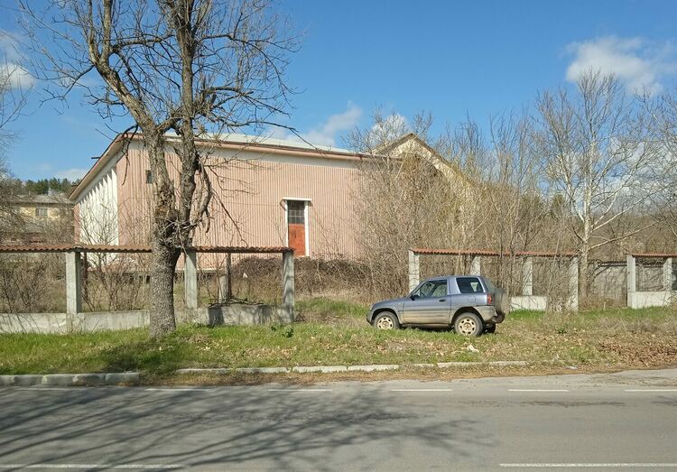 Втори търг за продажбата на бившия културен дом в Димитровград, цената е 30 000 лева по-ниска