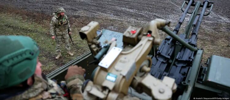 Войници от украинската противовъздушна отбрана край Киев през октомври