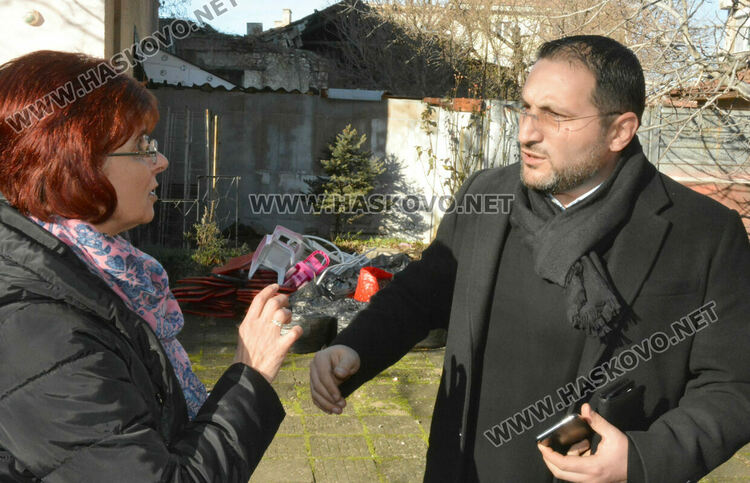 Църковна служба и освещаване на нарове за арменската Коледа