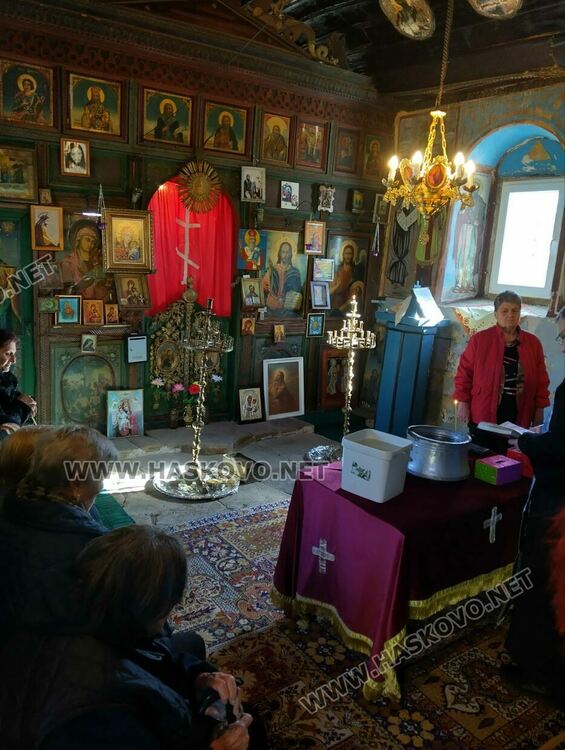 Георги Зенопян хвана кръста на Богоявление в Клокотница