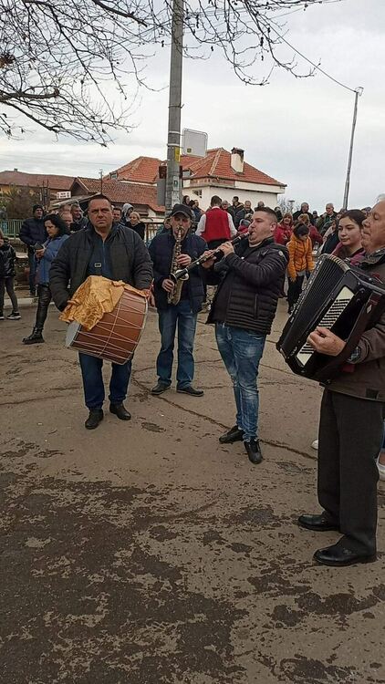 Софиянец извади кръста от река Каялийка в Искра