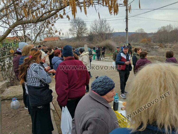Георги Зенопян хвана кръста на Богоявление в Клокотница