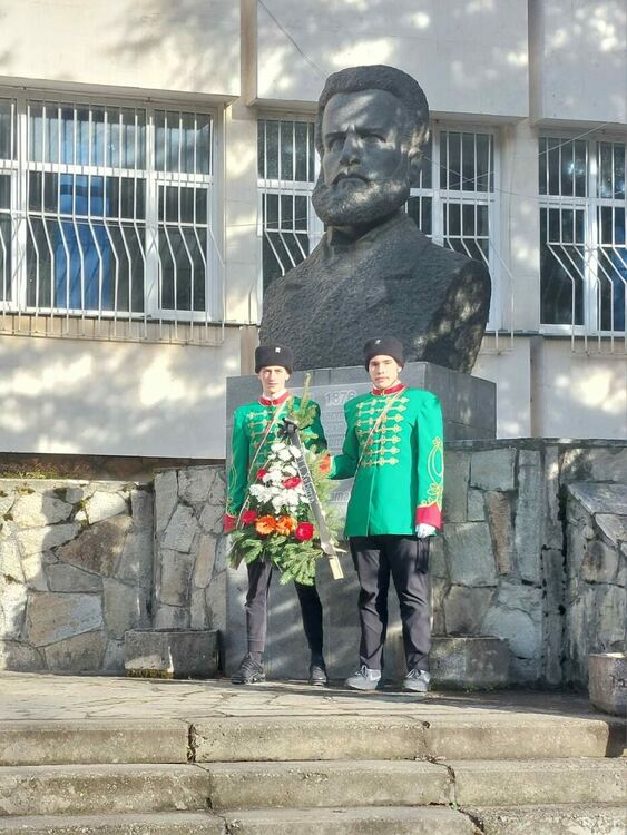 ПГТТ "Христо Ботев" в Смолян отбеляза 176 години от рождението на патрона си