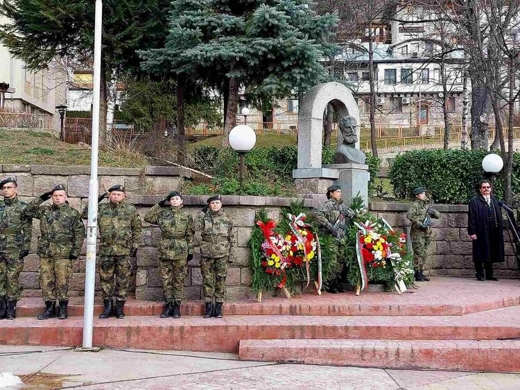 ПГТТ "Христо Ботев" в Смолян отбеляза 176 години от рождението на патрона си