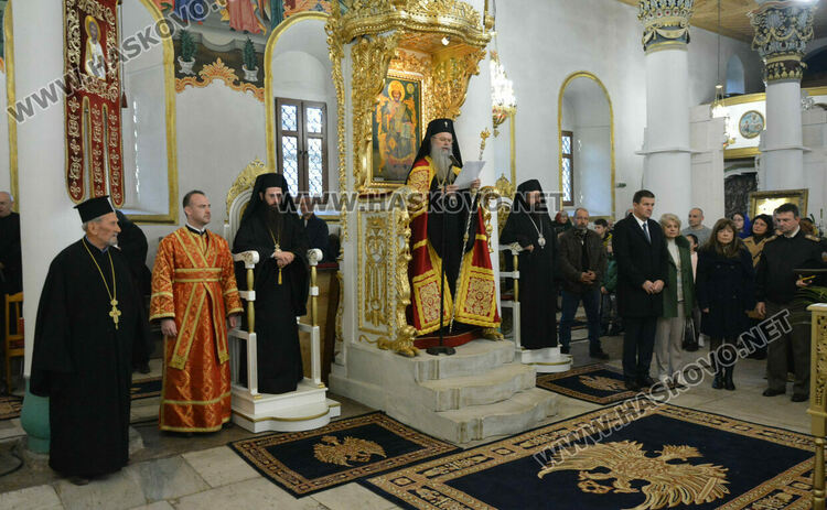 Владиката служи в „Света Богородица“ на Ивановден