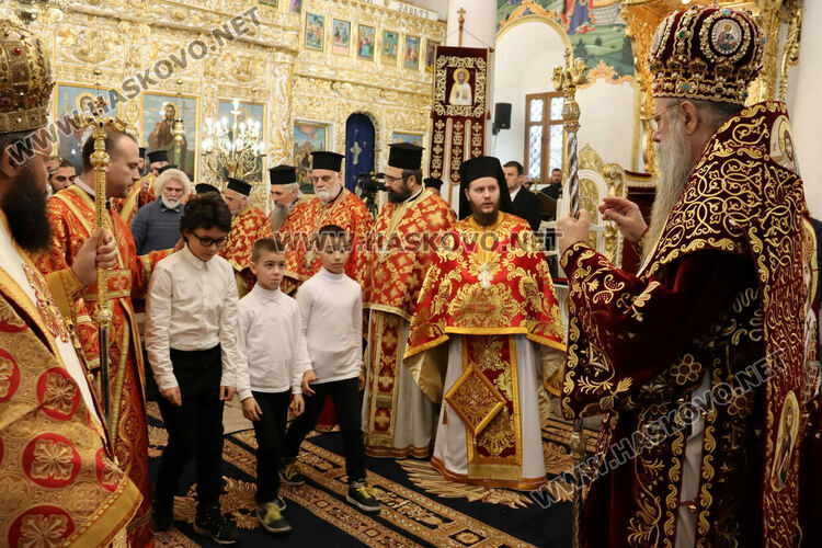 Владиката служи в „Света Богородица“ на Ивановден