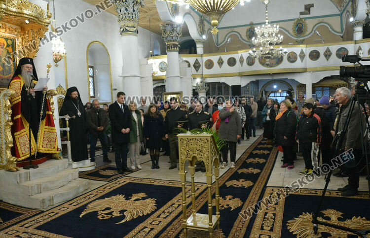 Владиката служи в „Света Богородица“ на Ивановден