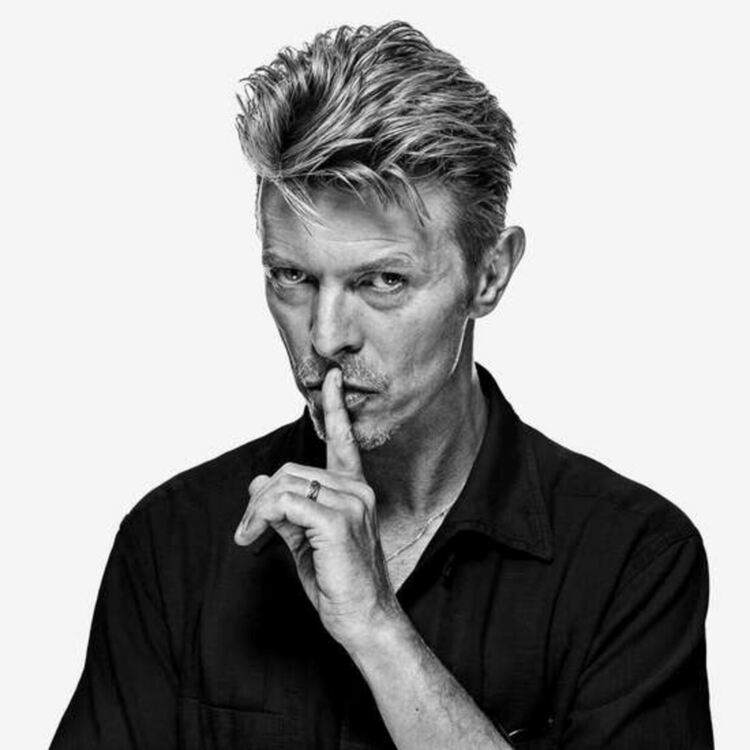 Улица в Париж ще носи името на David Bowie