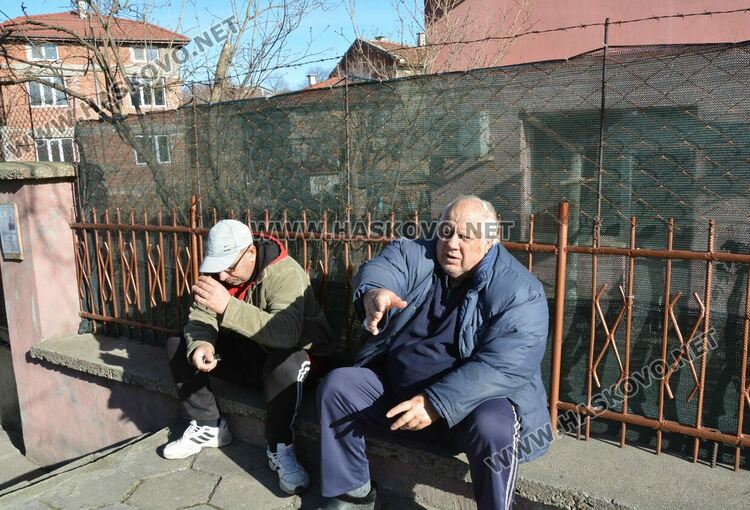 В Хасково се жалваха от пропадане на къщи, кал и локви заради подпочвени води