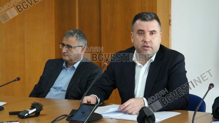 Областният управител: Има осигурено финансиране за ключови републикански пътища, изчакват се процедури