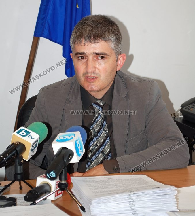 Окончателно: 3 г. условно и 5000 лв. глоба за бивш шеф на митницата за подкуп