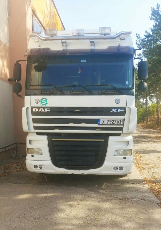 НАП Хасково продава на търг гараж, влекач и поземлен имот