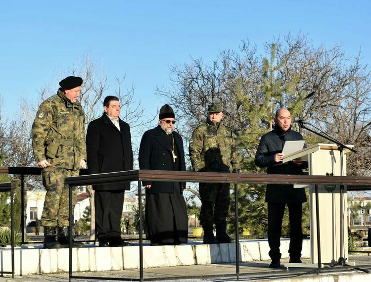 Откриха учебната година във Военно формирование 24490