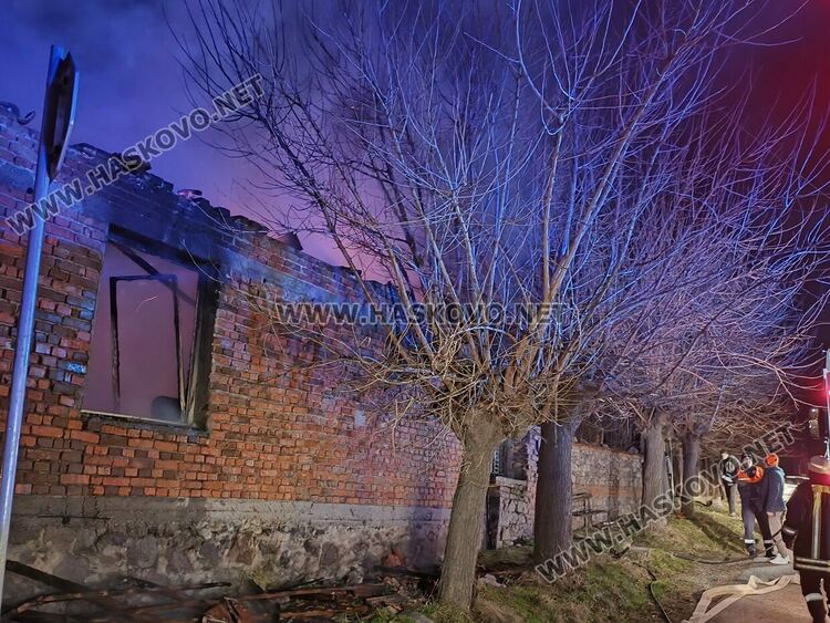 Пламна къща в село Горски извор