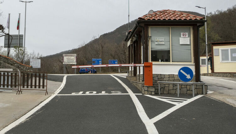 Златоград кани на водосвет по повод 14 години от откриването на граничния пункт