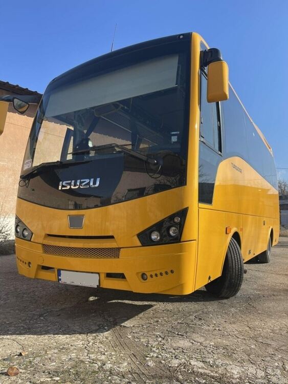 Нов ученически автобус имат децата в Тополовград