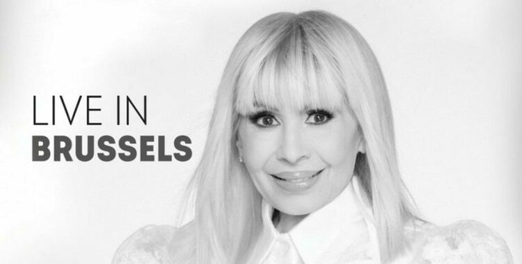 Лили Иванова с бутиков концерт  в емблематичната зала FLAGEY