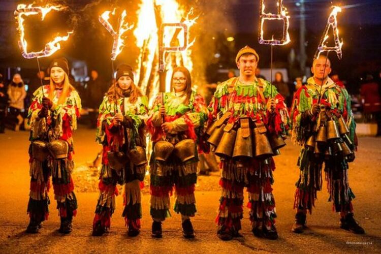 Магията на Сурва 